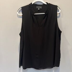 Premise Women's Black Sleeveless Top